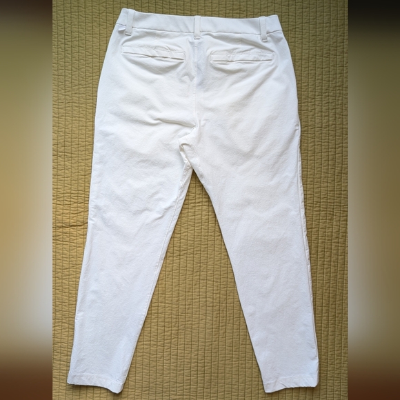Lululemon Women's White Woven Stretch Pants Side Zipper Pocket Size 32 - Picture 2 of 16